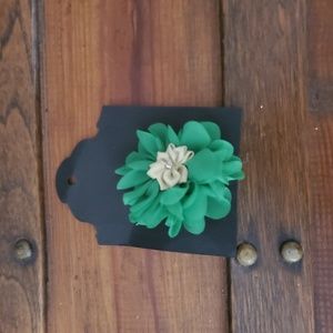New green flower with cream accent hair accessorie